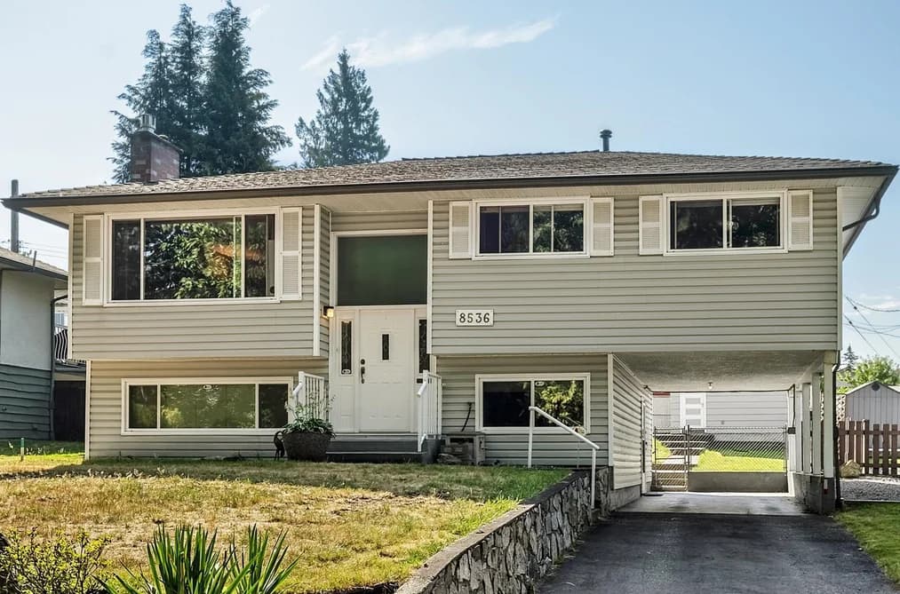 8536 16TH AVENUE, Burnaby, BC — Residential for Sale - Main Photo