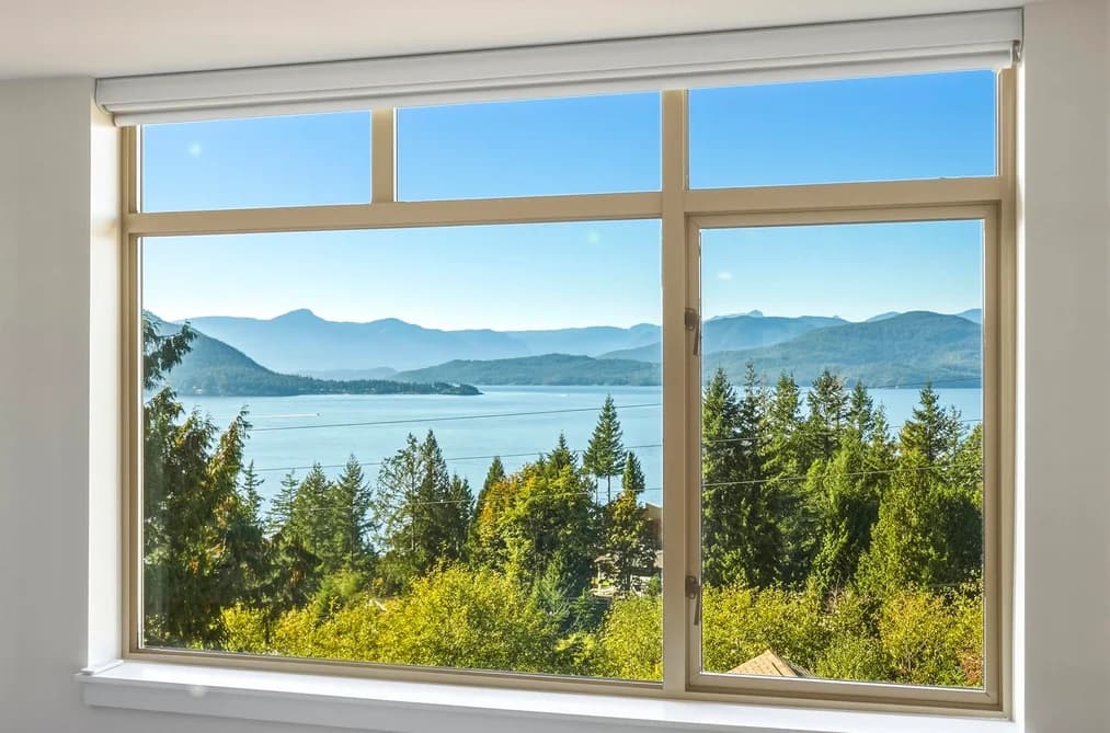 8547 SEASCAPE COURT, West Vancouver, BC — Residential for Sale - Photo 2