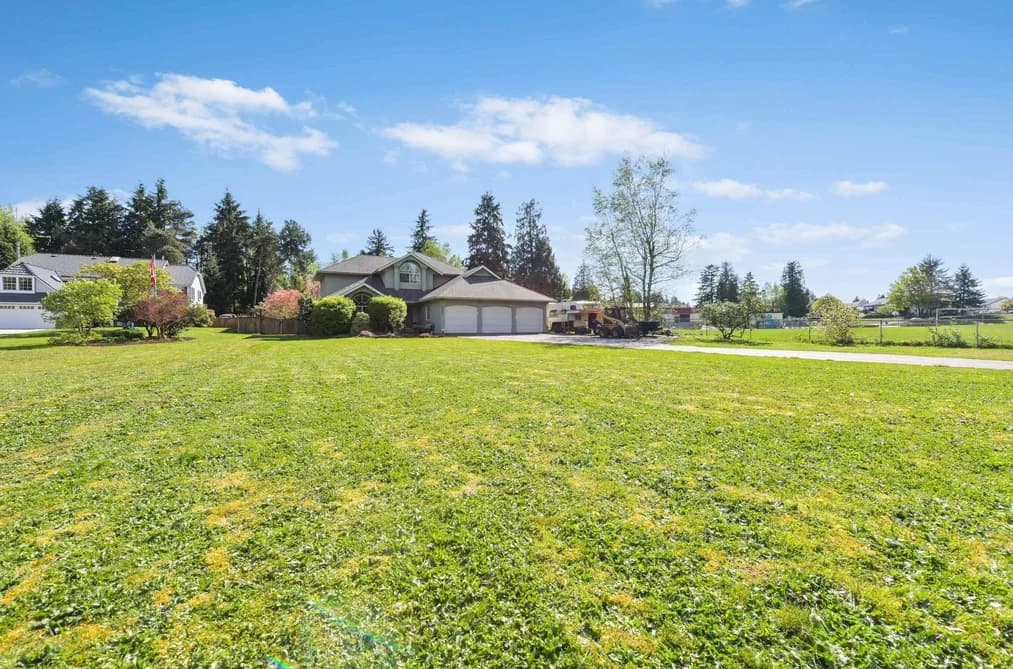 8551 BANNISTER DRIVE, Mission, BC — Residential for Sale - Photo 2