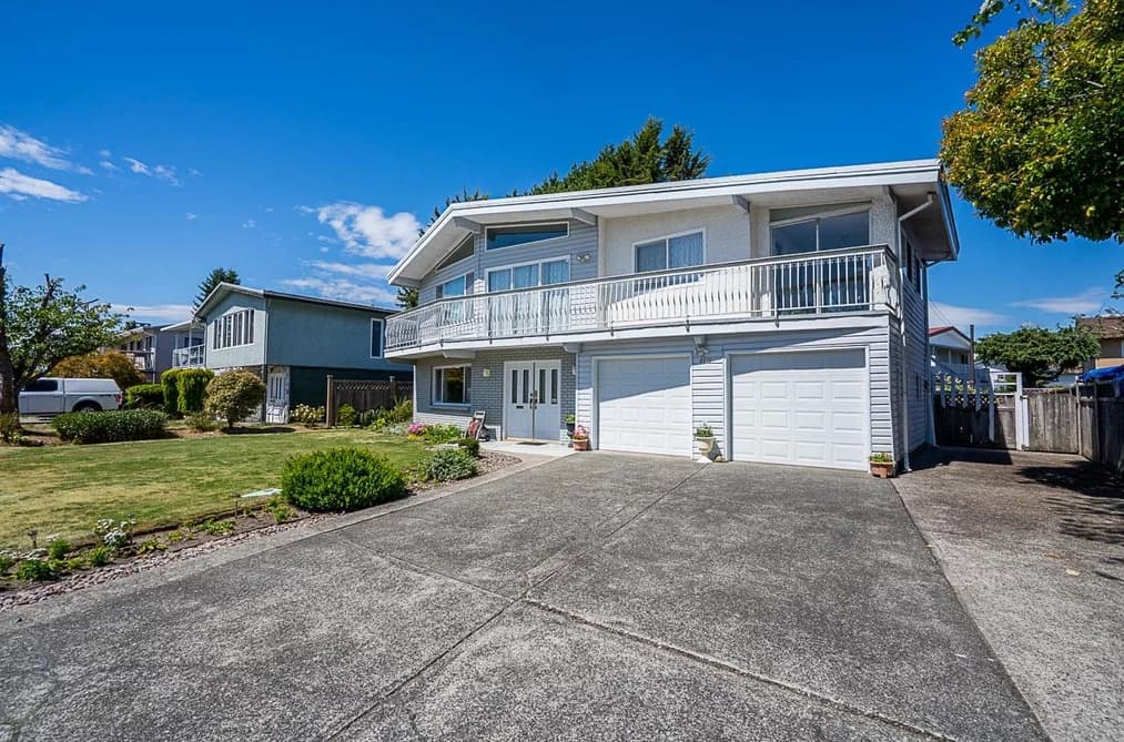 8571 GREENFIELD DRIVE, Richmond, BC — Residential for Sale - Photo 2