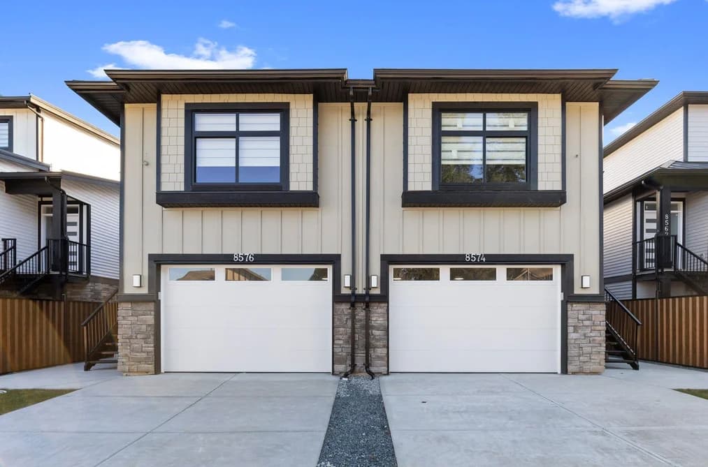 8576 DUNBAR WAY, Mission, BC — Residential for Sale - Main Photo