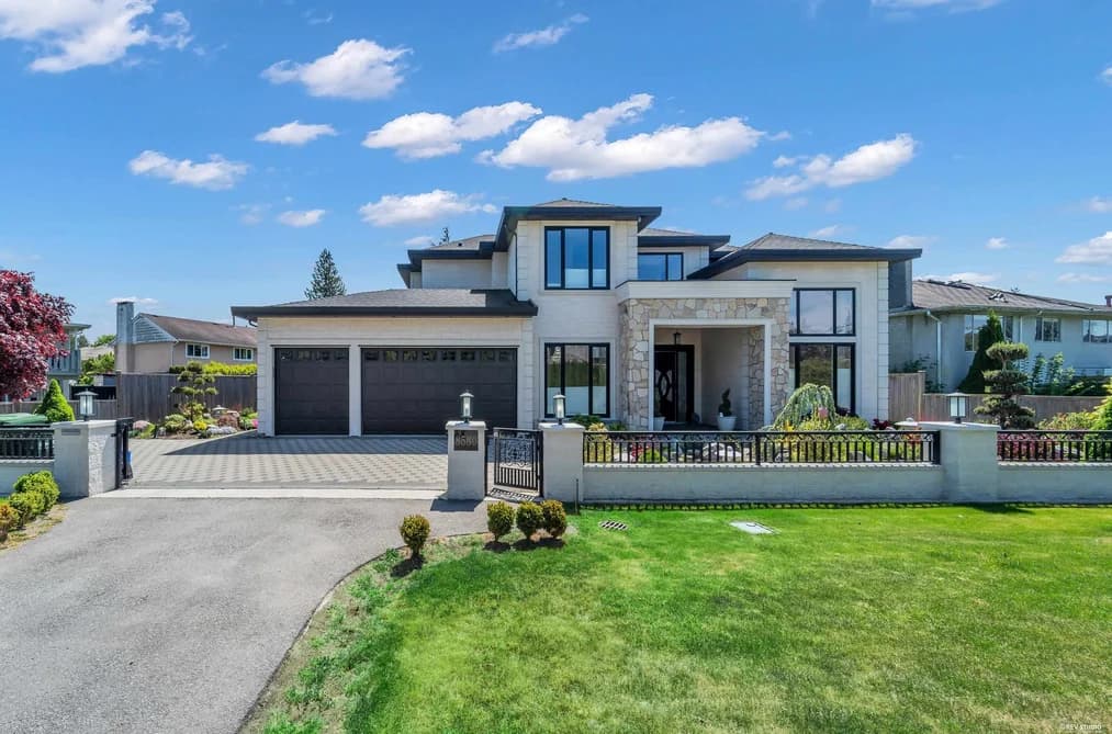 8580 CAMDEN CRESCENT, Richmond, BC — Residential for Sale - Photo 2