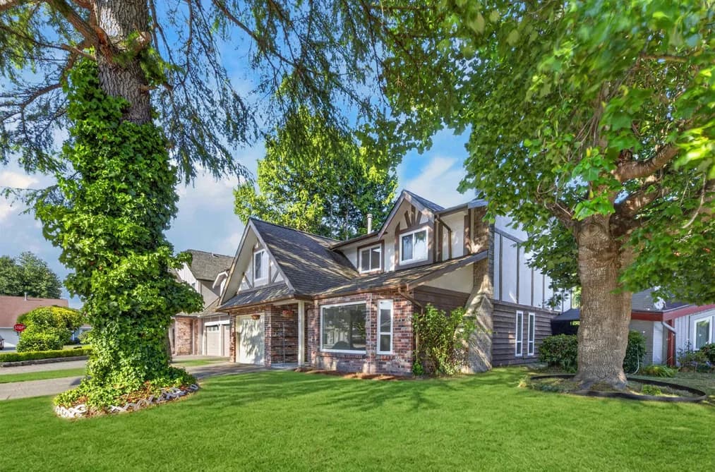 8580 DAKOTA PLACE, Richmond, BC — Residential for Sale - Photo 2