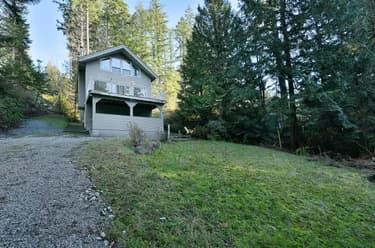 House for sale at 8650 Redrooffs Road Halfmoon Bay British Columbia - MLS: R3082609