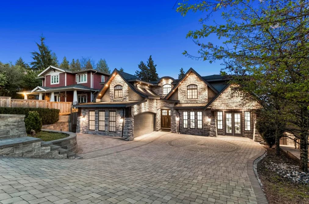 8656 GILLEY AVENUE, Burnaby, BC — Residential for Sale - Photo 2