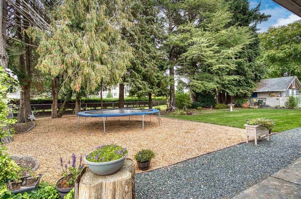 8668 COVENTRY PLACE, Chilliwack, BC — Residential for Sale - Photo 2