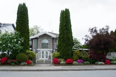 House for sale at 8675 Armstrong Avenue Burnaby British Columbia - MLS: R3101302