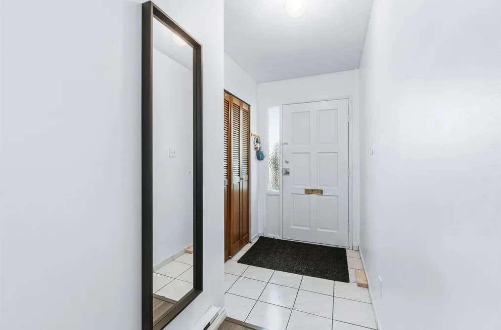 8680 CITADEL CRESCENT, Richmond, BC — Residential for Sale - Photo 2