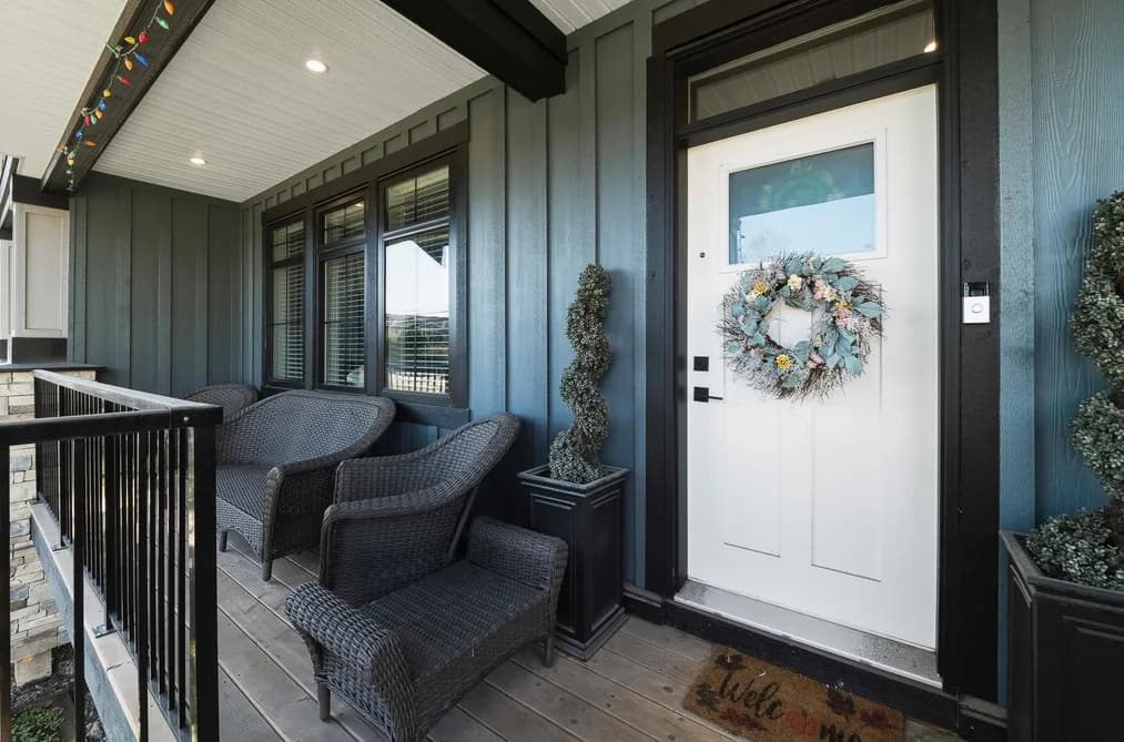 8689 CEDAR STREET, Mission, BC — Residential for Sale - Photo 2