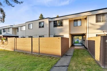 Townhouse for sale at 87 14135 104 Avenue Surrey British Columbia - MLS: R3060546