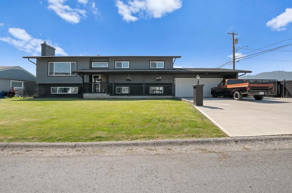 8789 BUTCHART STREET, Chilliwack, BC — Residential for Sale - Main Photo