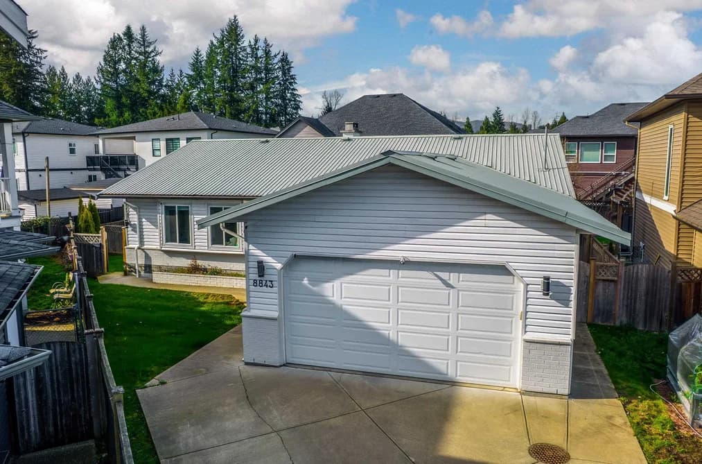 8843 WOOLER TERRACE, Mission, BC — Residential for Sale - Main Photo