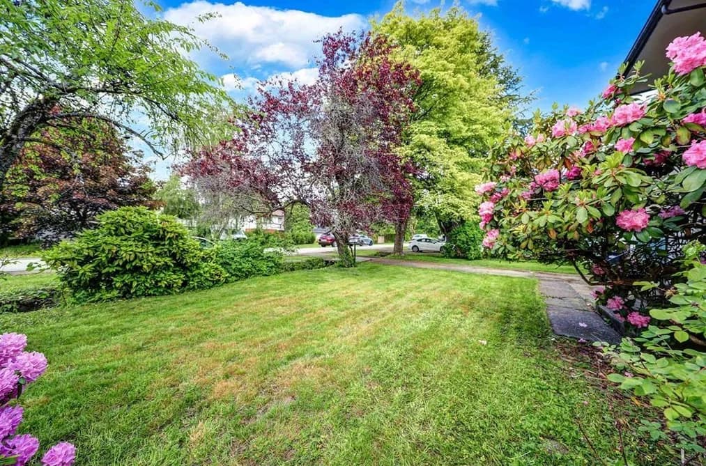 8844 COOK CRESCENT, Richmond, BC — Residential for Sale - Photo 2