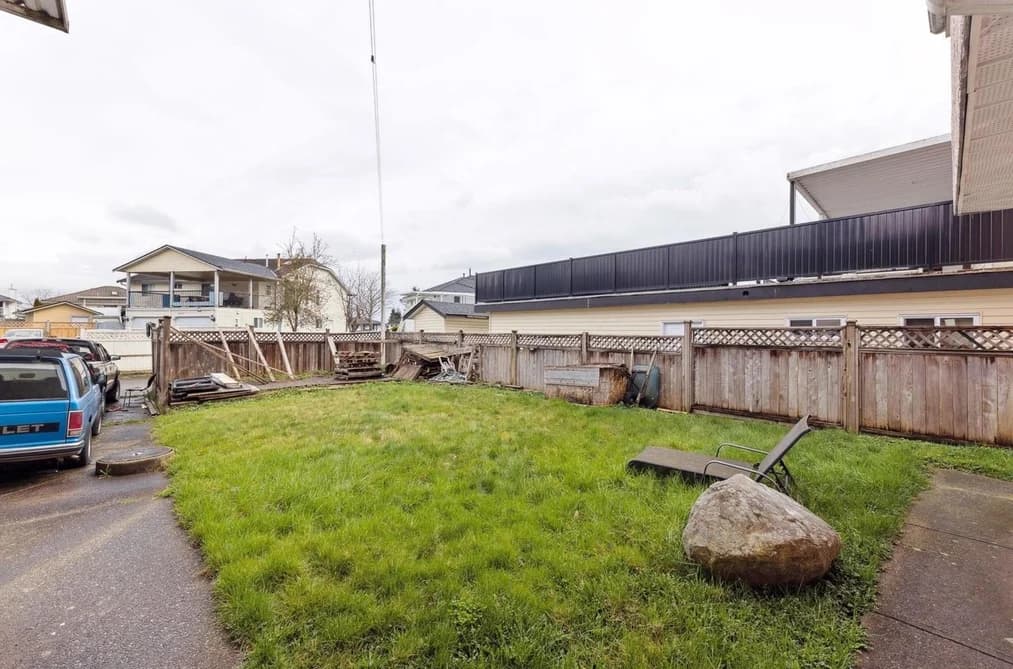 8874 132 STREET, Surrey, BC — Residential for Sale - Photo 2