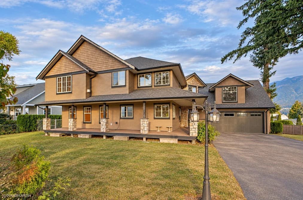 8878 UPPER PRAIRIE ROAD, Chilliwack, BC — Residential for Sale - Main Photo