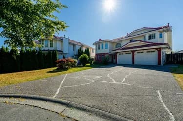 House for sale at 8879 141b Street Surrey British Columbia - MLS: R3115511