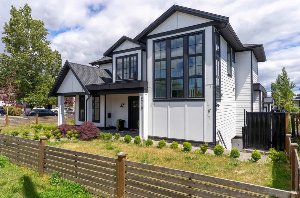 8910 117A STREET, Delta, BC — Residential for Sale - Photo 2