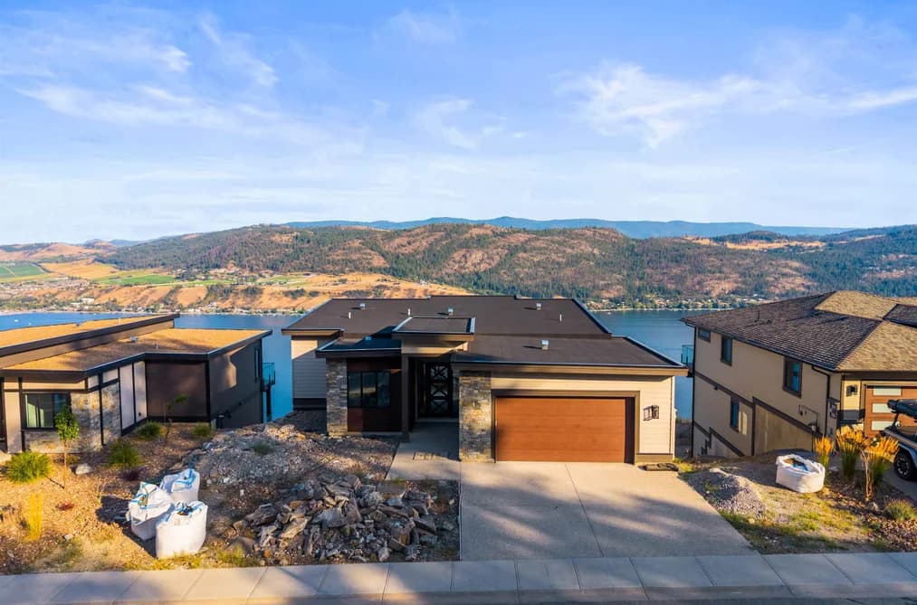 8940 TAVISTOCK ROAD, No City Value, BC — Residential for Sale - Main Photo