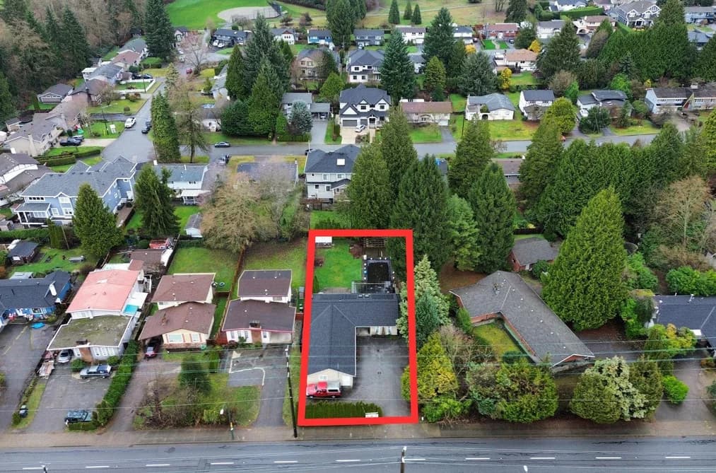 895 COMO LAKE AVENUE, Coquitlam, BC — Residential for Sale - Photo 2