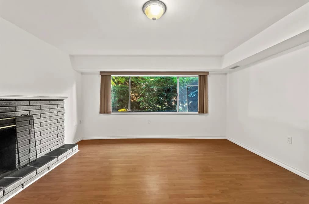 8975 COOK CRESCENT, Richmond, BC — Residential for Sale - Photo 2
