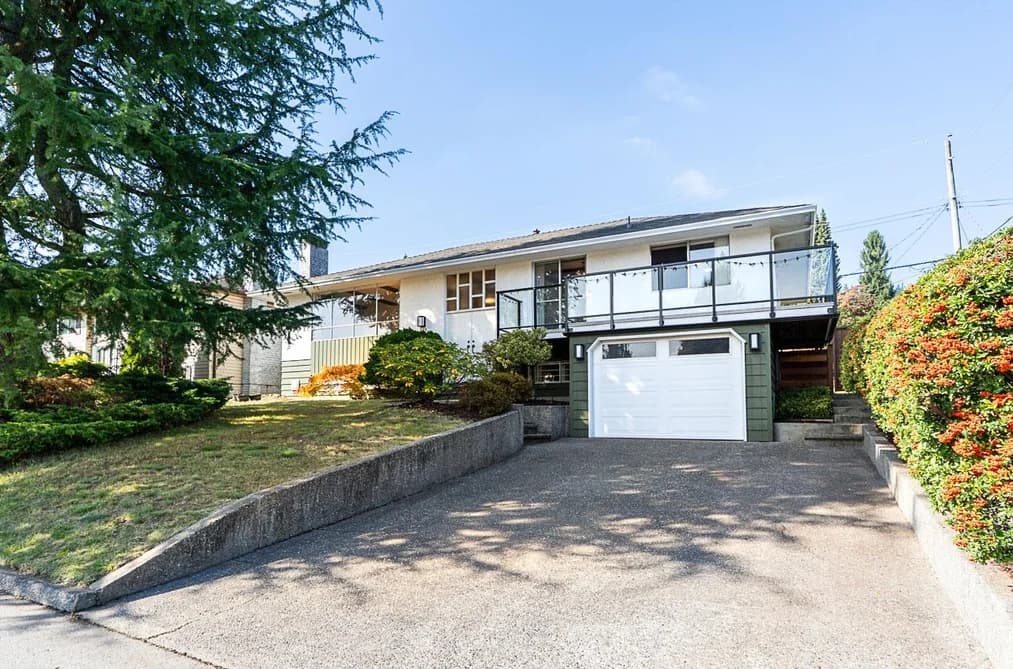 899 GLENCOE DRIVE, Port Moody, BC — Residential for Sale - Photo 2