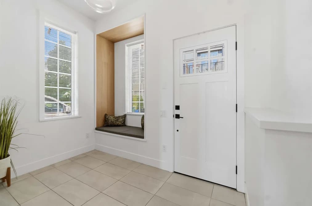 9 3552 VICTORIA DRIVE, Coquitlam, BC — Residential for Sale - Photo 2