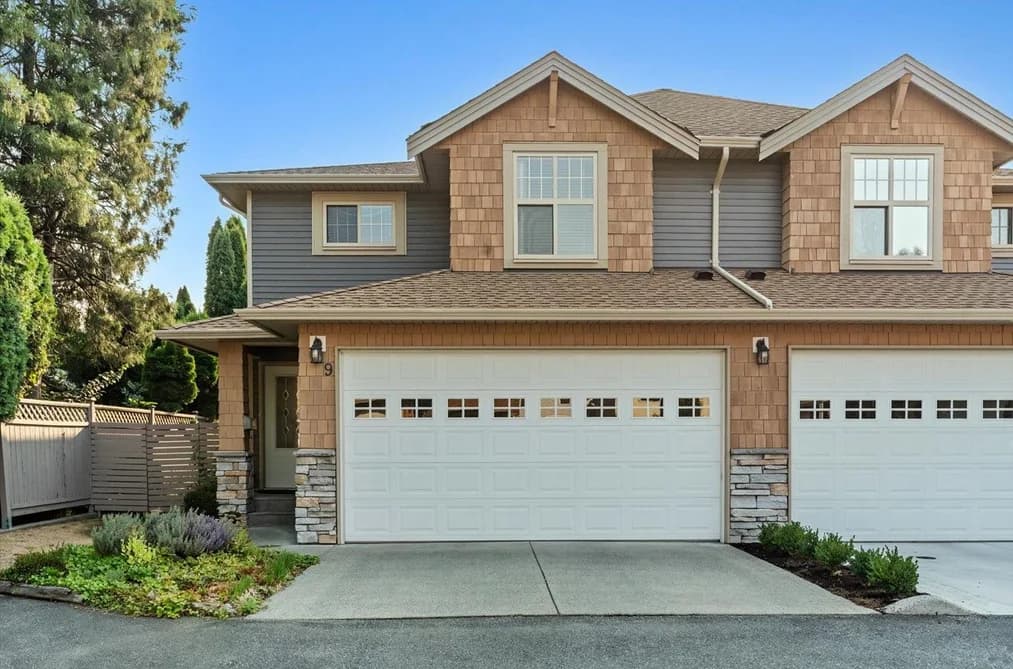 9 46150 RIVERSIDE DRIVE, Chilliwack, BC — Residential for Sale - Main Photo