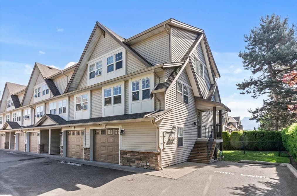 9 46538 FIRST AVENUE, Chilliwack, BC — Residential for Sale - Photo 2