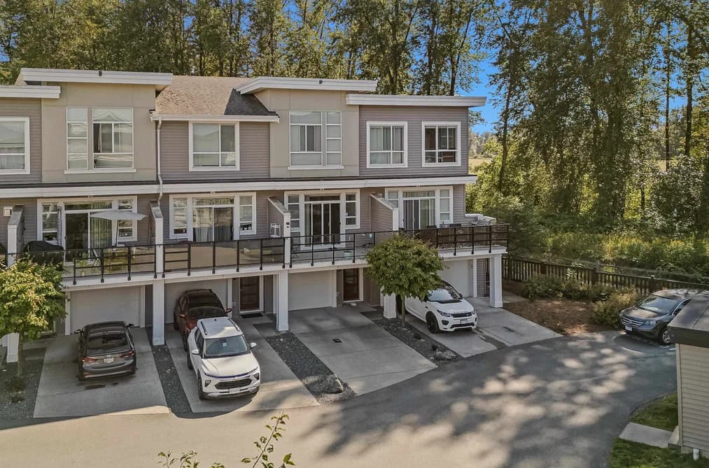 9 8413 MIDTOWN WAY, Chilliwack, BC — Residential for Sale - Photo 2