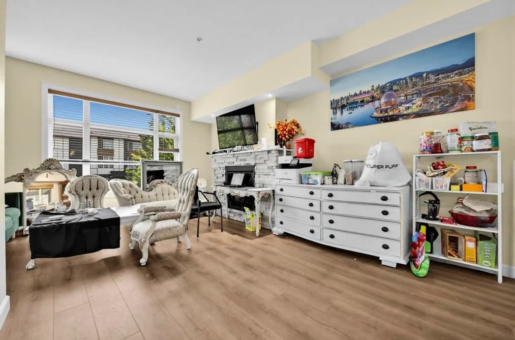 9 8567 204 STREET, Langley, BC — Residential for Sale - Photo 2
