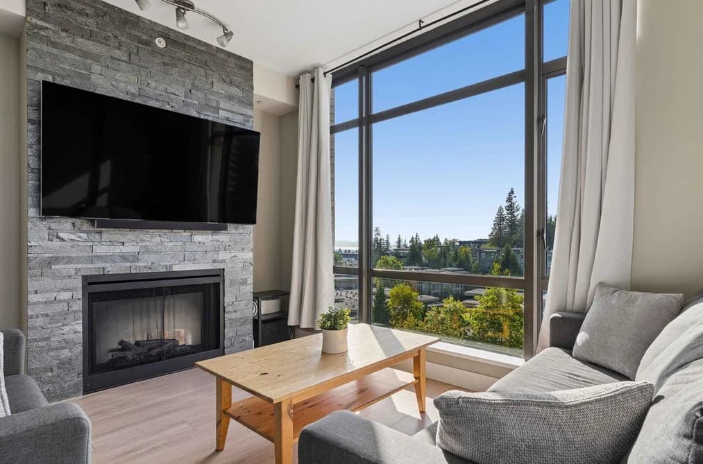 901 9300 UNIVERSITY CRESCENT, Burnaby, BC — Residential for Sale - Photo 2