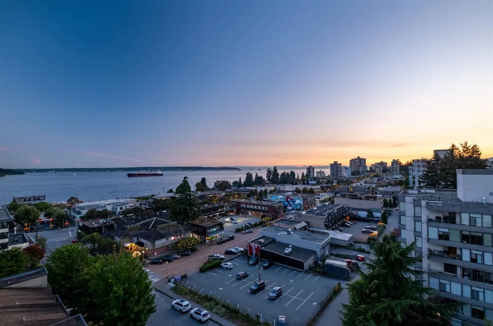 902 1390 DUCHESS AVENUE, West Vancouver, BC — Residential for Sale - Main Photo
