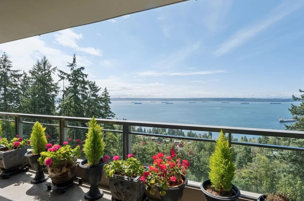 902 3355 CYPRESS PLACE, West Vancouver, BC — Residential for Sale - Main Photo