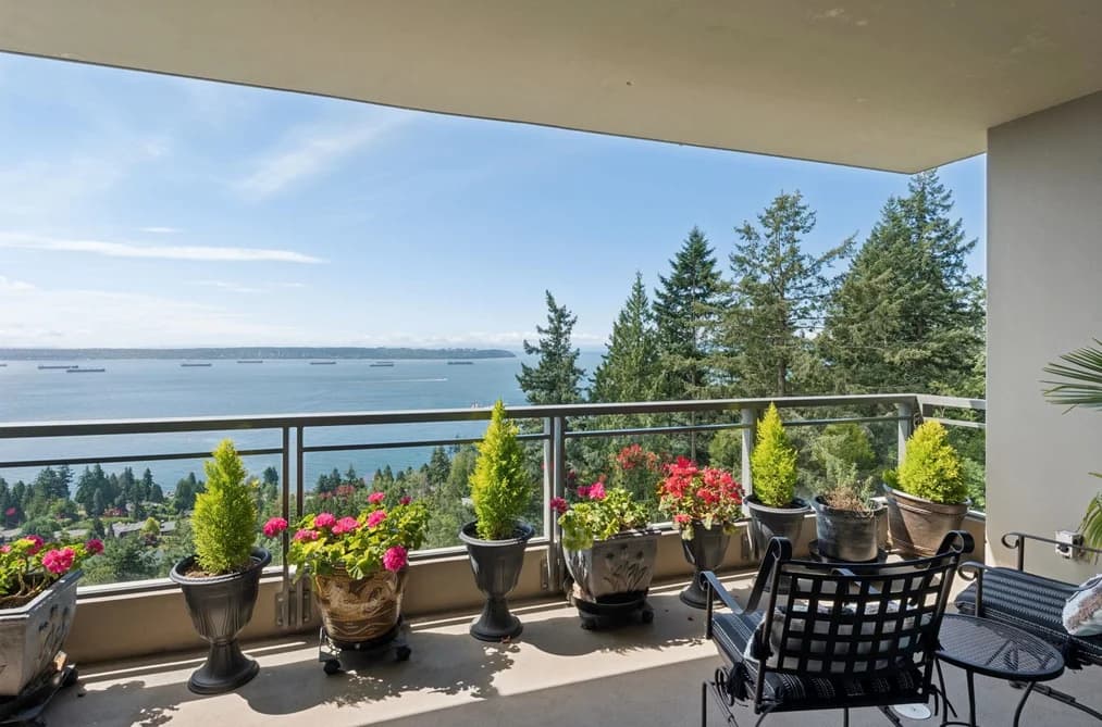 902 3355 CYPRESS PLACE, West Vancouver, BC — Residential for Sale - Photo 2