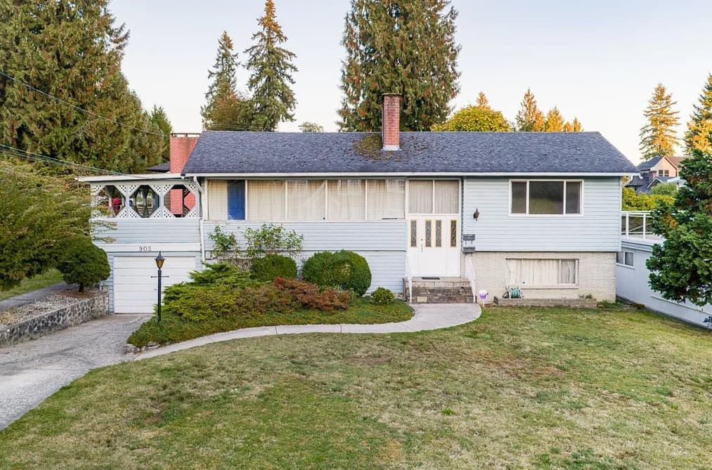 902 WALLACE WYND, Port Moody, BC — Residential for Sale - Photo 2