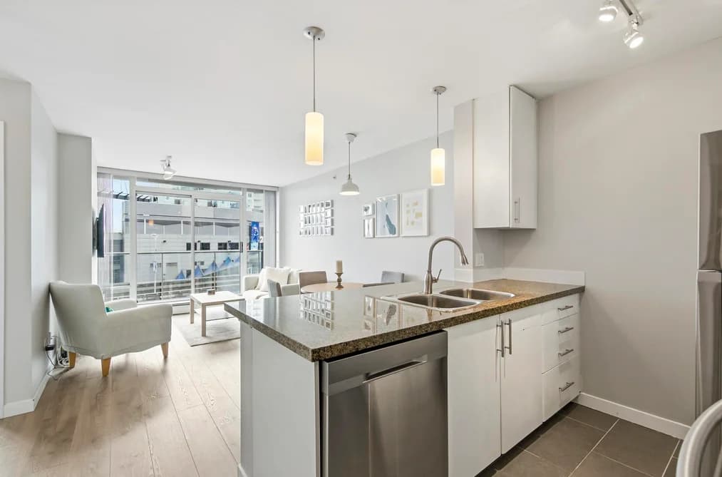 903 688 ABBOTT STREET, Vancouver, BC — Residential for Sale - Photo 2