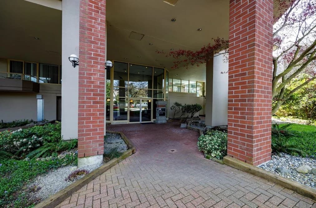 903 738 FARROW STREET, Coquitlam, BC — Residential for Sale - Photo 2