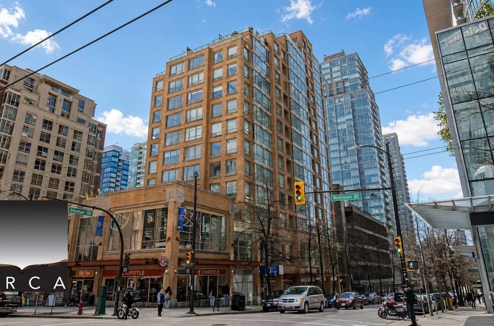 903 822 HOMER STREET, Vancouver BC V6B 6M3 - Photo 1