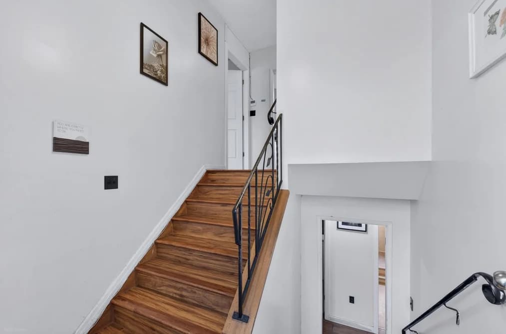 9031 NO. 2 ROAD, Richmond, BC — Residential for Sale - Photo 2