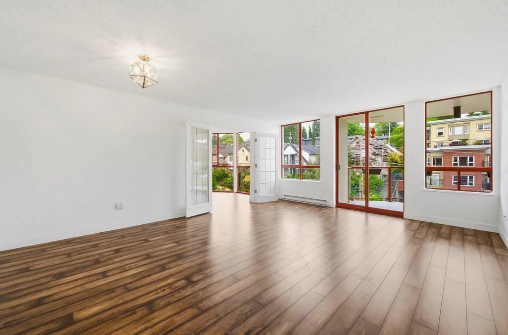 904 220 ELEVENTH STREET, New Westminster, BC — Residential for Sale - Photo 2