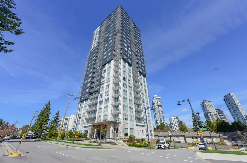 905 13359 OLD YALE ROAD, Surrey, BC — Residential for Sale - Photo 2