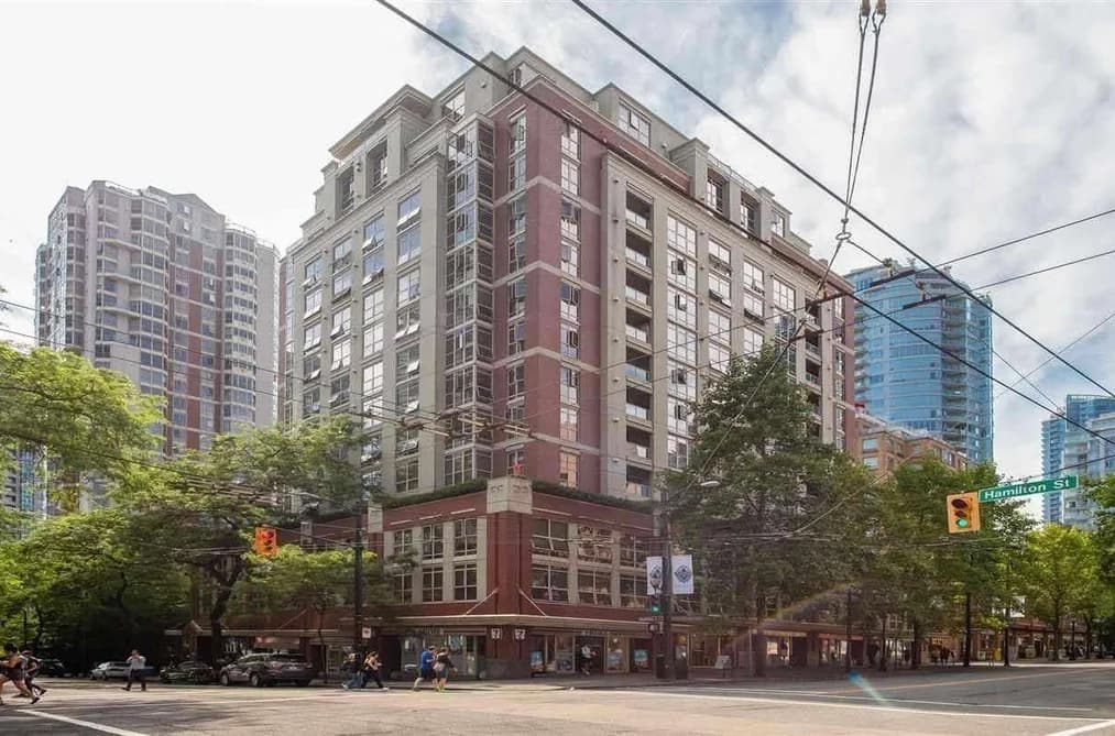 905 819 HAMILTON STREET, Vancouver, BC — Residential for Sale - Main Photo