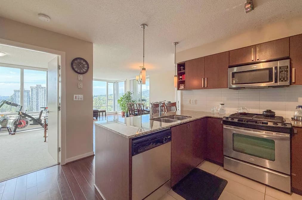 905 9868 CAMERON STREET, Burnaby, BC — Residential for Sale - Photo 2