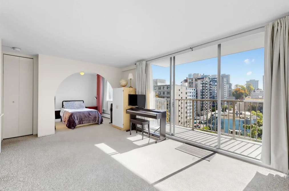 906 1251 CARDERO STREET, Vancouver, BC — Residential for Sale - Photo 2
