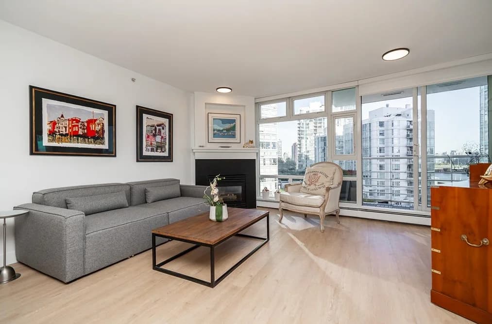 906 189 DAVIE STREET, Vancouver, BC — Residential for Sale - Photo 2
