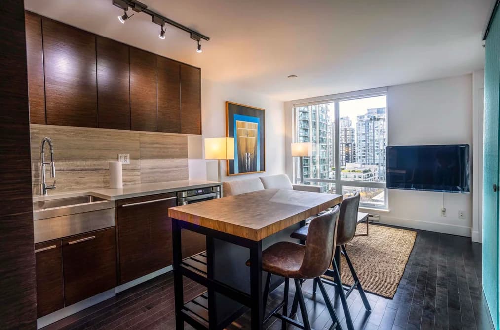 906 535 SMITHE STREET, Vancouver, BC — Residential for Sale - Photo 2