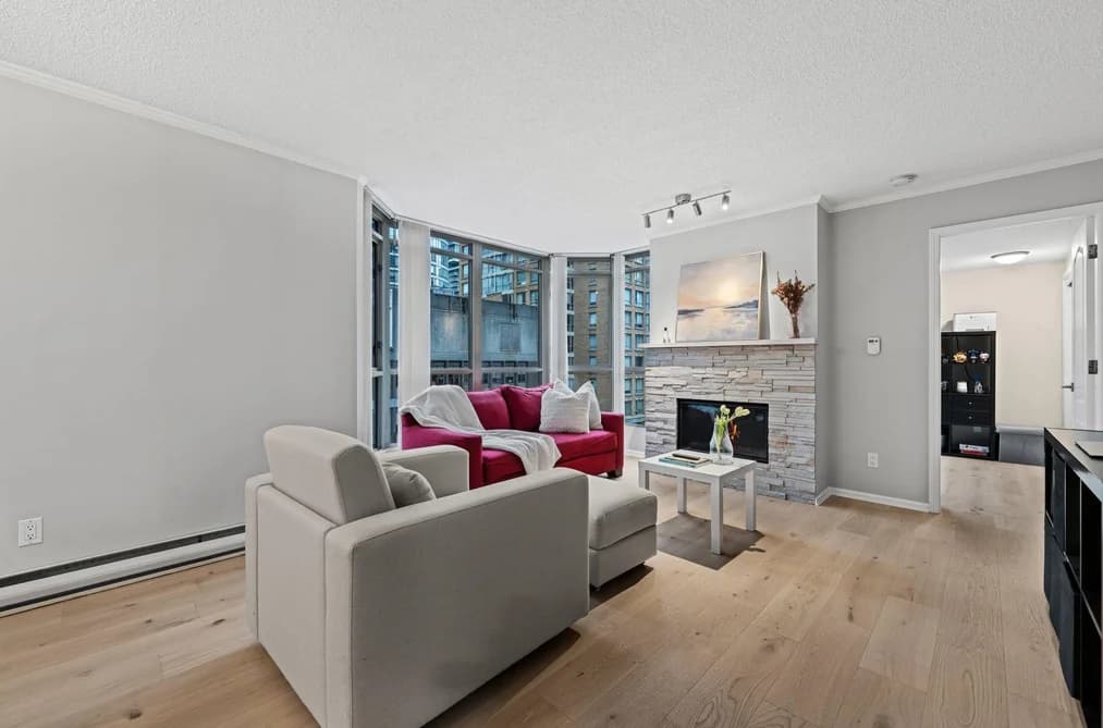906 867 HAMILTON STREET, Vancouver, BC — Residential for Sale - Photo 2
