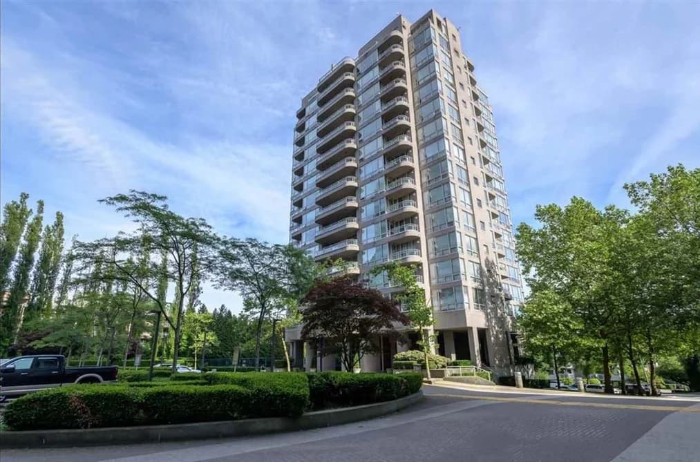 906 9623 MANCHESTER DRIVE, Burnaby, BC — Residential for Sale - Main Photo