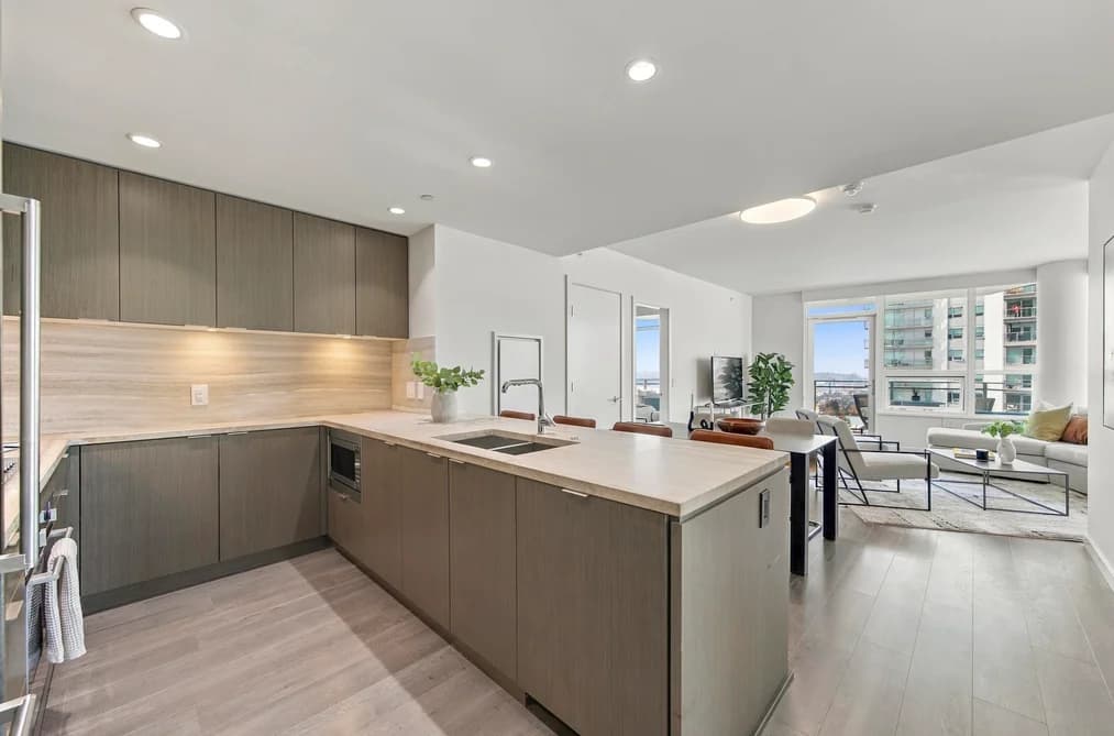 907 112 E 13TH STREET, North Vancouver, BC — Residential for Sale - Photo 2