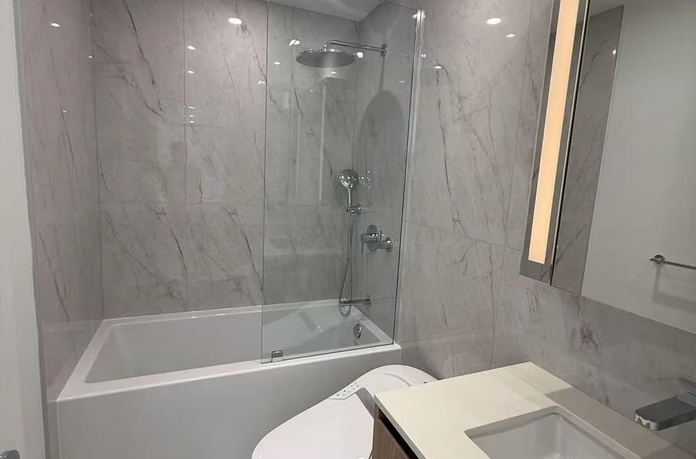 907 135 E 13TH STREET, North Vancouver, BC — Residential for Sale - Photo 2